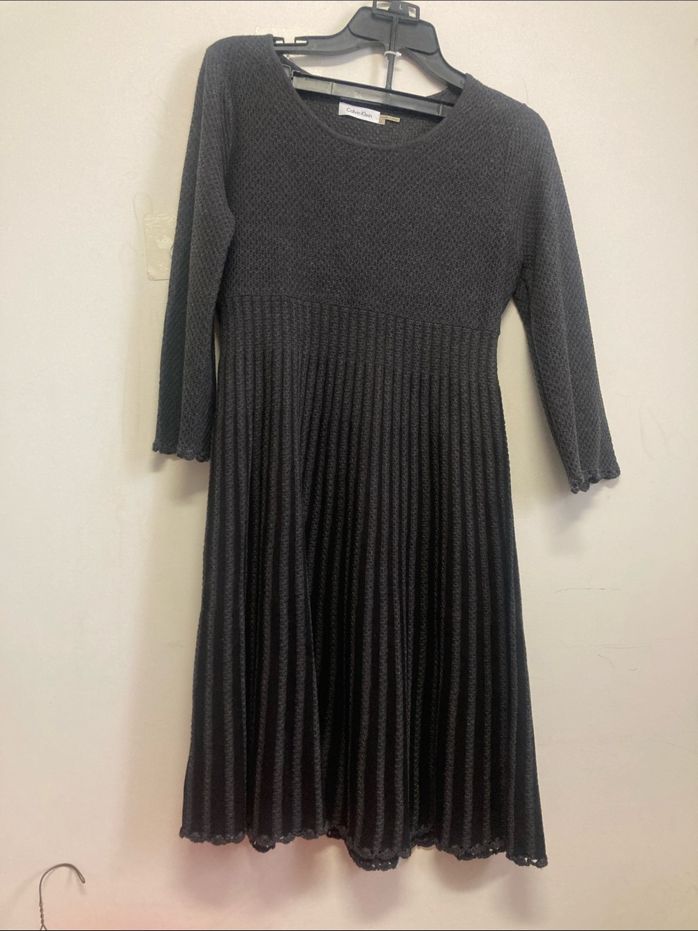 CALVIN KLEIN/ Black and gray Knit simulated Pleated Dress